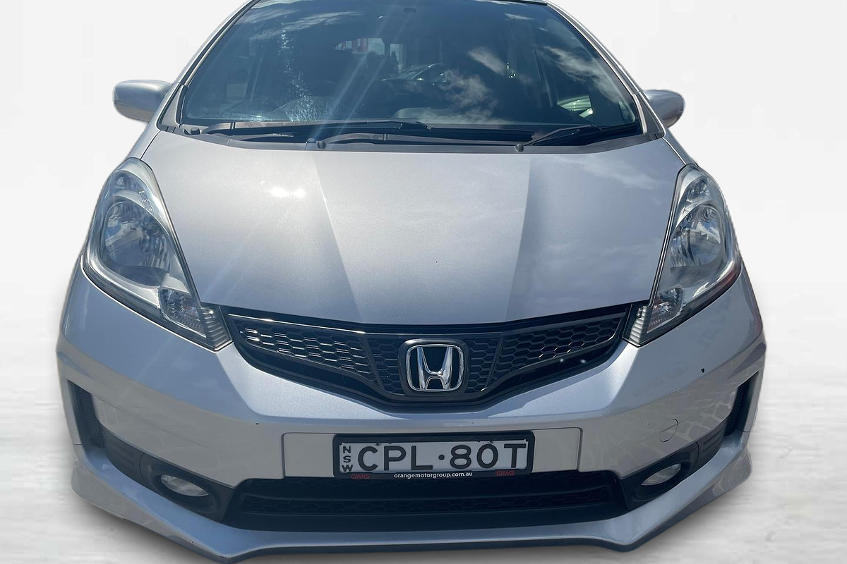 2013 Honda Jazz Vibe-S GE