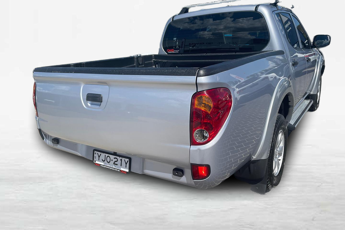 2014 Mitsubishi Triton GLX MN 4X4