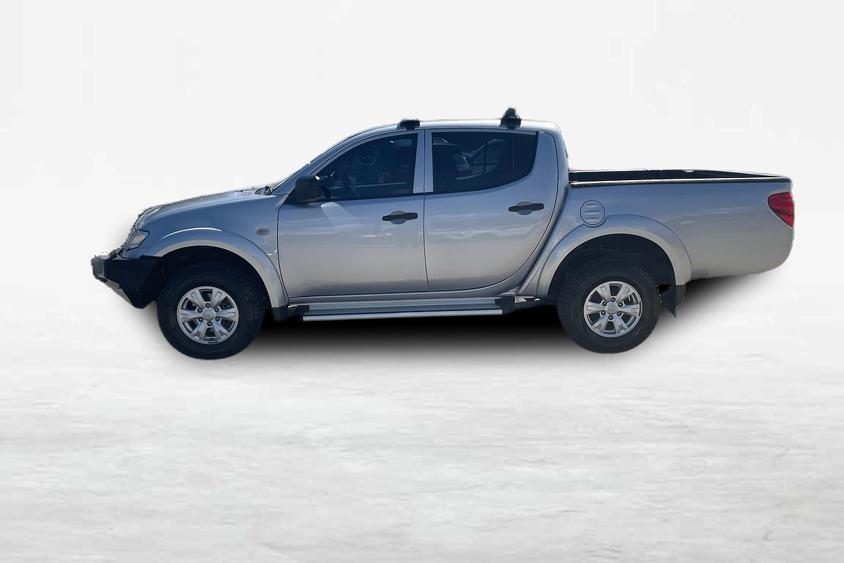 2014 Mitsubishi Triton GLX MN 4X4