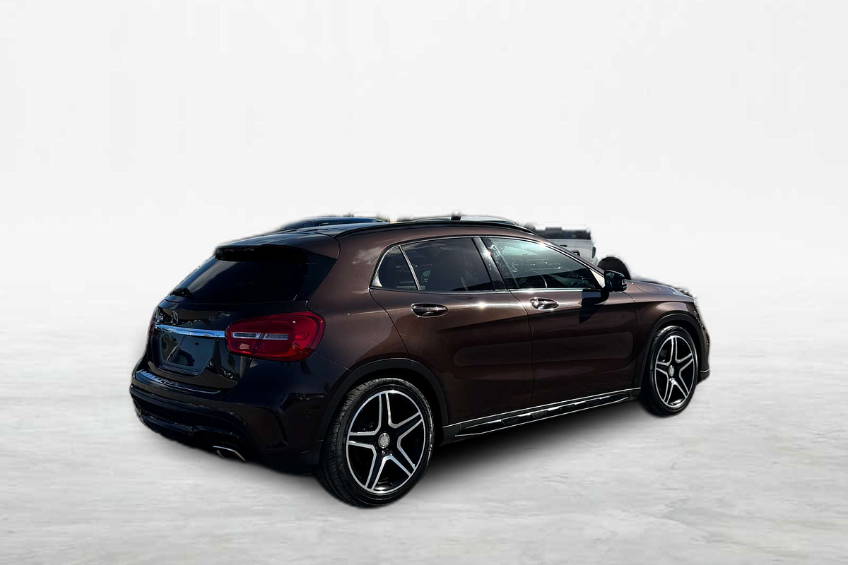 2015 Mercedes-Benz GLA-Class GLA250 X156