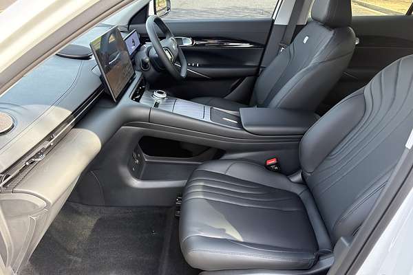 2025 Geely Starray EM-i Complete P145