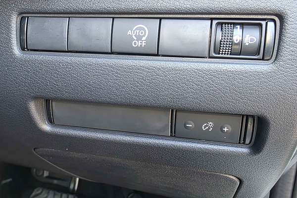 2025 Nissan QASHQAI ST-L J12