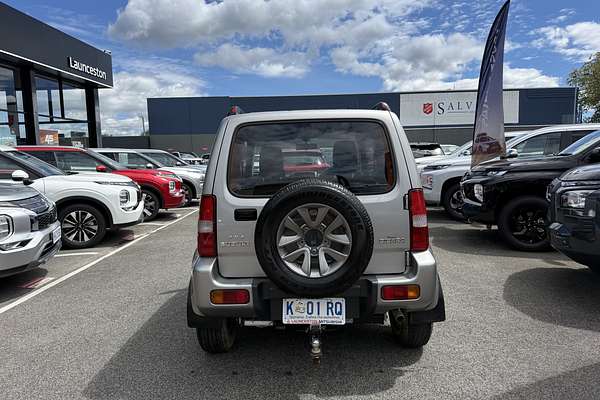 2016 Suzuki Jimny Sierra SN413 T6