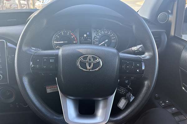 2022 Toyota Hilux SR GUN126R 4X4