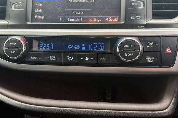 2017 Toyota Kluger Grande GSU55R