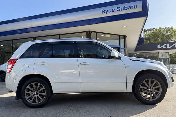 2015 Suzuki Grand Vitara Navigator JB