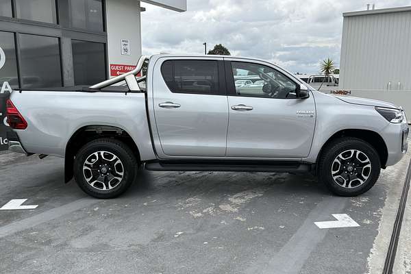 2023 Toyota Hilux SR5 GUN126R 4X4