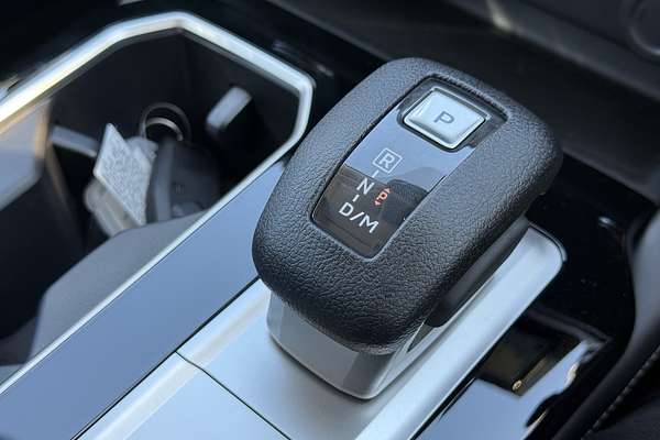 2025 Mitsubishi Outlander ES ZM