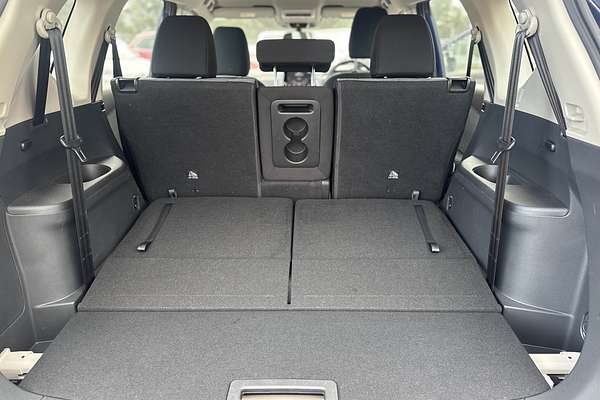 2025 Nissan X-TRAIL ST T33