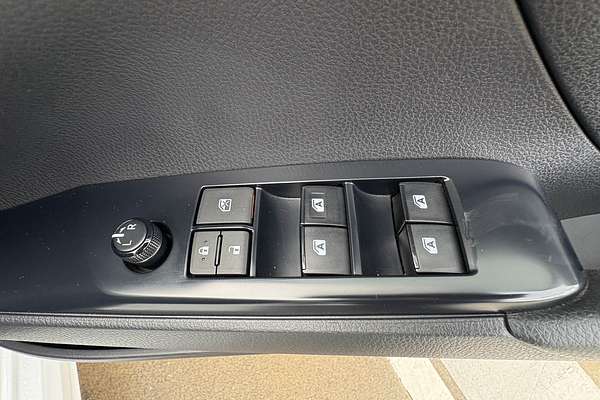 2018 Toyota Camry Ascent Sport AXVH71R