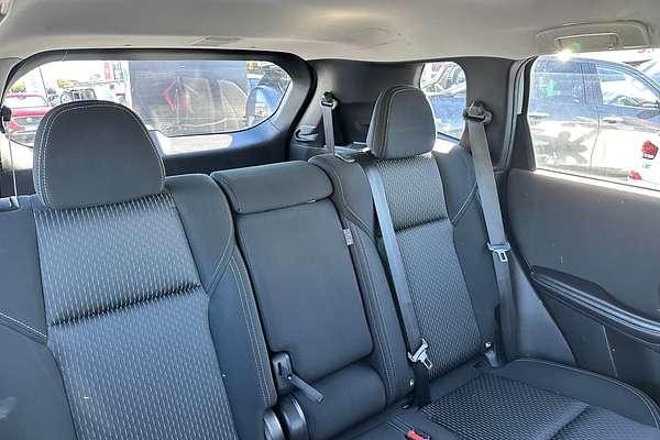 2022 Mitsubishi Outlander ES ZM