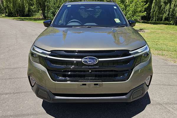 2025 Subaru Forester Hybrid Touring S6