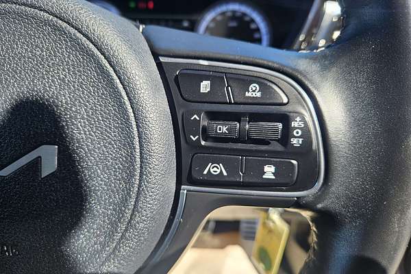 2021 Kia Niro Hybrid Sport DE