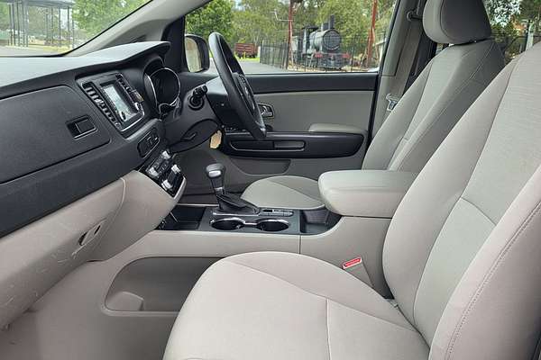 2019 Kia Carnival S YP