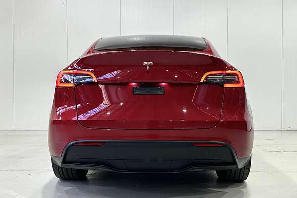 2022 Tesla Model Y Rear-Wheel Drive