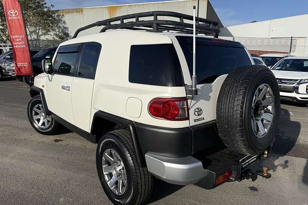 2013 Toyota FJ Cruiser GSJ15R