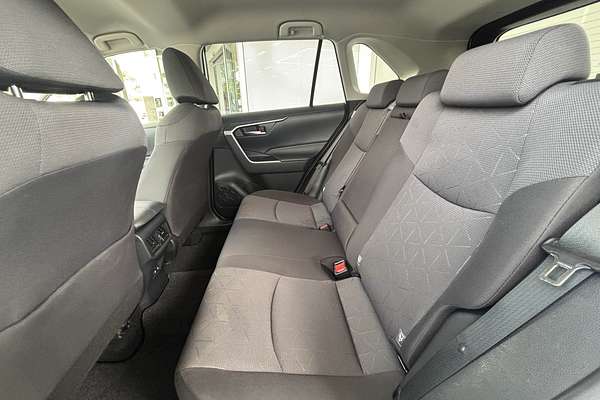 2021 Toyota RAV4 GXL MXAA52R