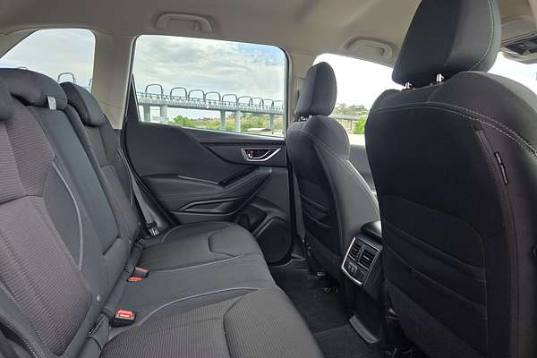 2023 Subaru Forester 2.5i S5