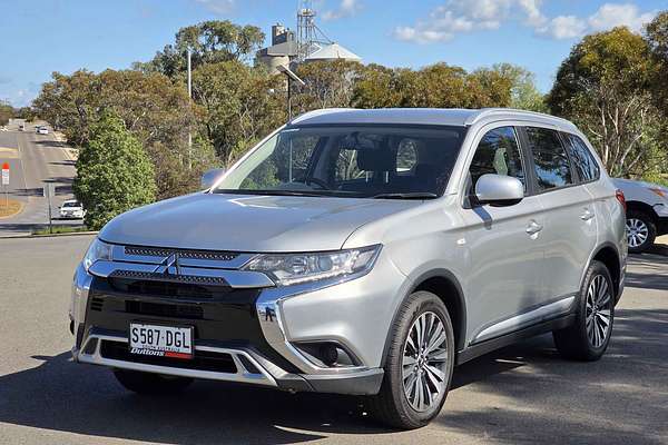 2018 Mitsubishi Outlander ES ZL