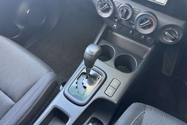 2016 Toyota Hilux SR GUN126R 4X4