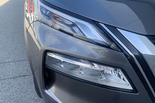 2025 Nissan X-TRAIL ST T33