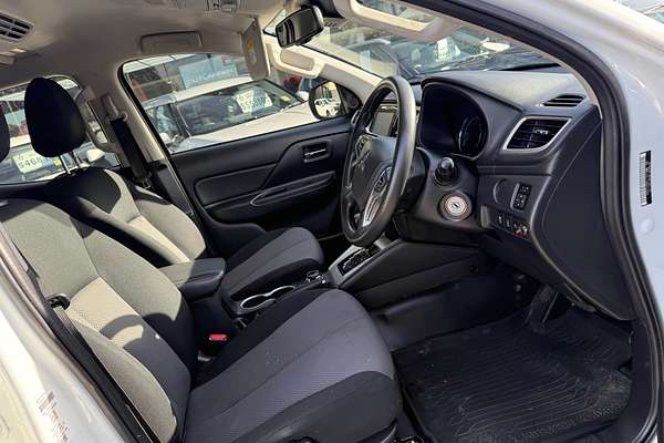 2022 Mitsubishi Triton GLX+ MR 4X4