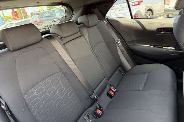 2022 Toyota Corolla Ascent Sport Hybrid ZWE211R