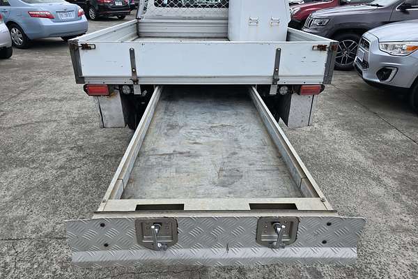 2017 Toyota Hilux Workmate TGN121R Rear Wheel Drive