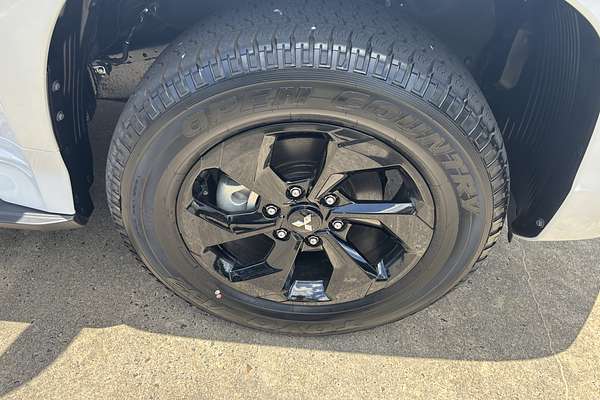 2025 Mitsubishi Pajero Sport GSR QG