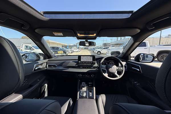 2025 Mitsubishi Outlander PHEV GSR ZM