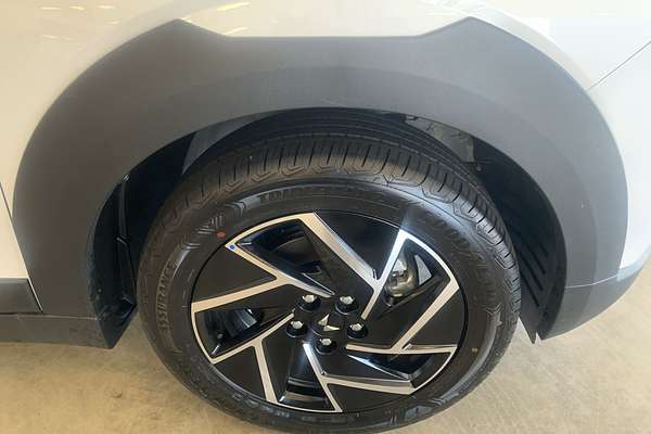 2025 Mahindra XUV3XO