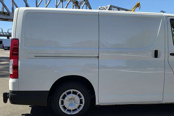2021 Toyota Hiace  GDH300R LWB
