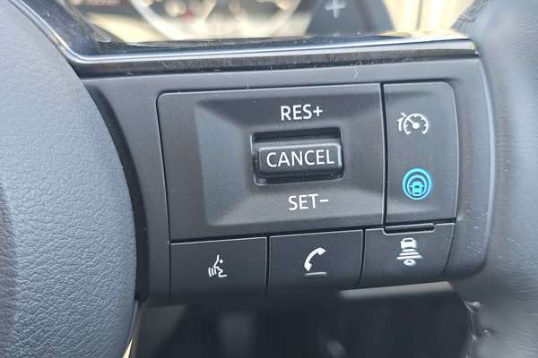 2024 Nissan X-TRAIL ST-L T33
