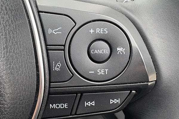 2018 Toyota Camry Ascent Sport AXVH71R