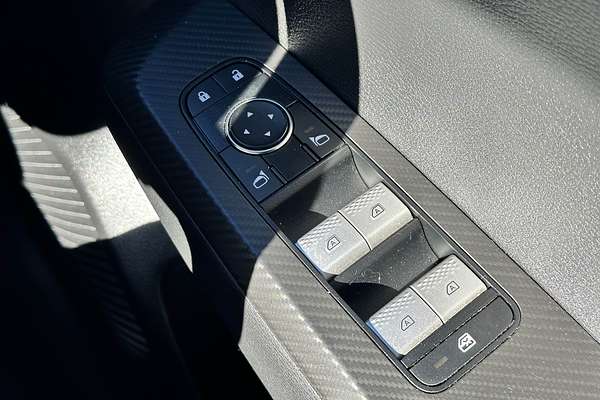 2022 Mitsubishi Outlander ES ZM