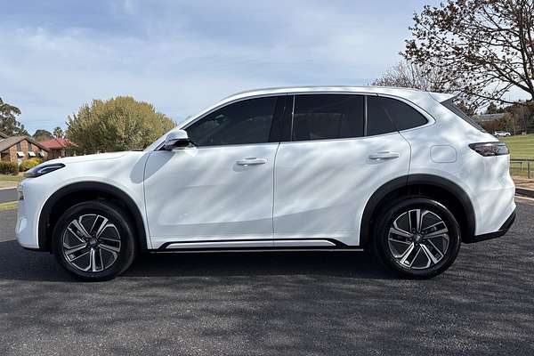 2025 Geely Starray EM-i Complete P145