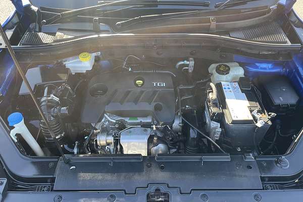 2019 MG ZS Essence AZS1