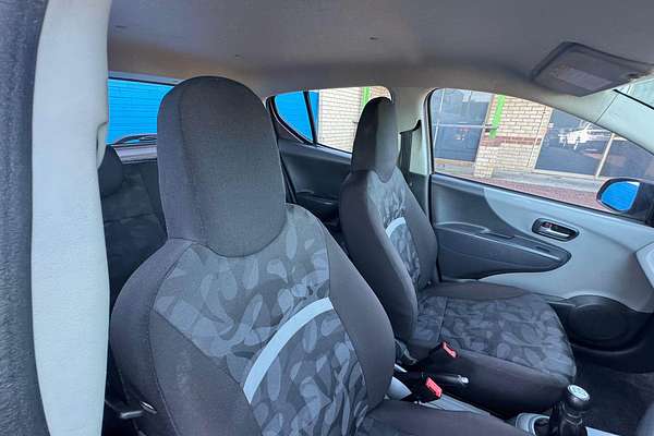 2012 Suzuki Alto GLX GF