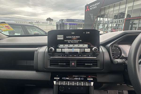 2025 Mitsubishi Triton GLX+ MV 4X4