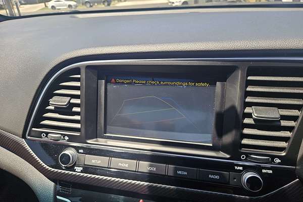 2017 Hyundai Elantra SR TURBO AD
