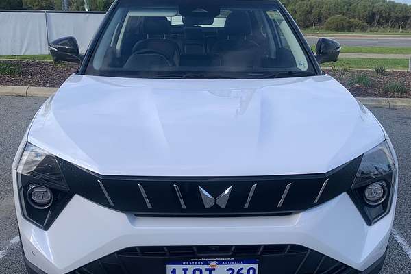 2025 Mahindra XUV3XO