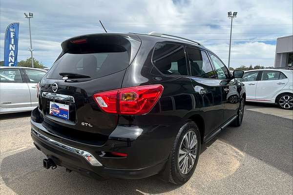 2017 Nissan Pathfinder ST-L R52 Series II