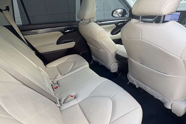 2022 Toyota Kluger Grande GSU75R