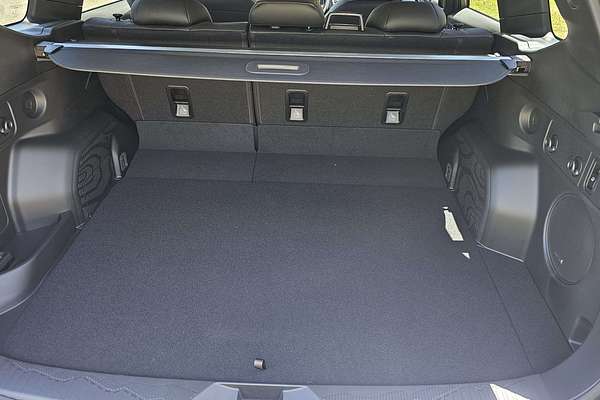 2025 Subaru Forester Hybrid Touring S6