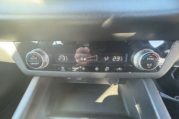 2022 Mitsubishi Outlander ES ZM