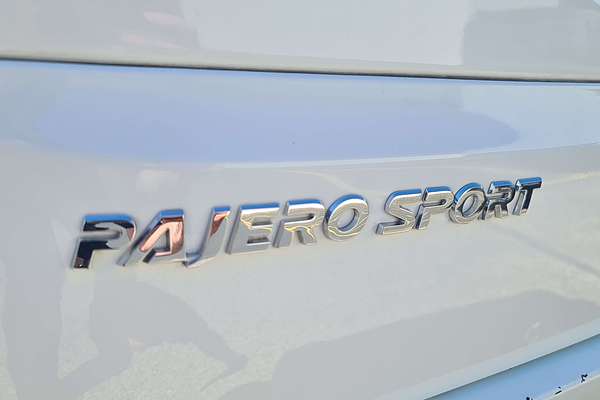 2016 Mitsubishi Pajero Sport Exceed QE