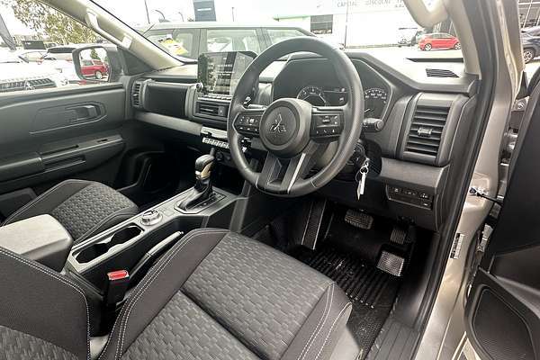 2025 Mitsubishi Triton GLX+ MV 4X4