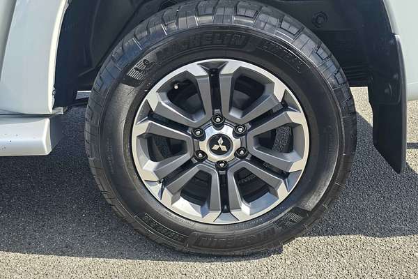 2019 Mitsubishi Triton GLS Premium MR 4X4