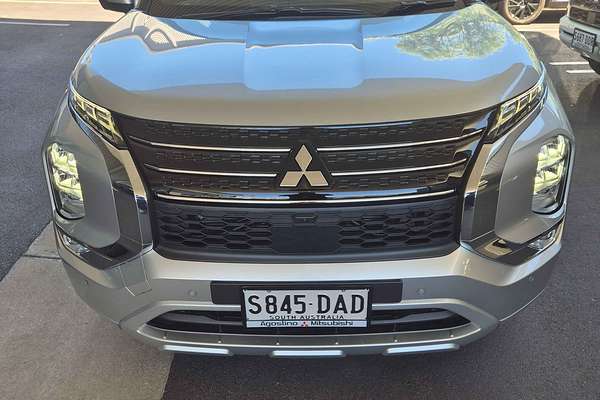 2024 Mitsubishi Outlander Exceed Tourer ZM