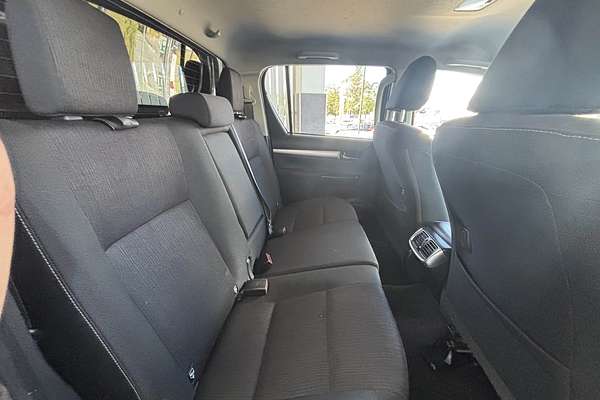 2018 Toyota Hilux SR5 GUN126R 4X4